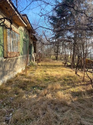 Casa 3 camere Vladeni Dambovita teren1008 mp curent gaze lg padure 22km de Ploiesti 60km Bucuresti - imagine 2