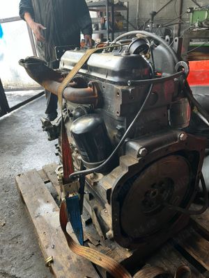 Motor Iveco 8045.25 - imagine 2