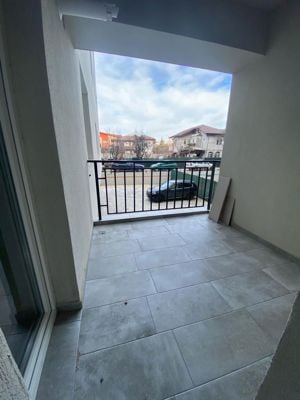 Apartament 3 camere, doua bai, bucatarie de 14 mp si balcon spatios - imagine 3