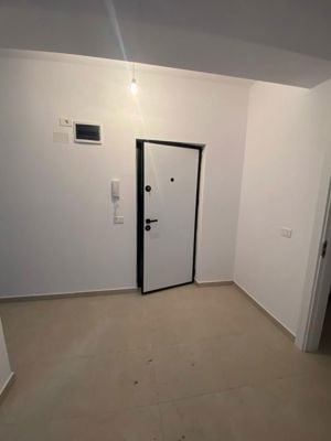 Apartament 3 camere, doua bai, bucatarie de 14 mp si balcon spatios - imagine 8