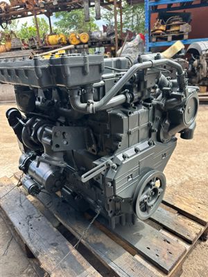 Motor Caterpillar 3054 - imagine 3