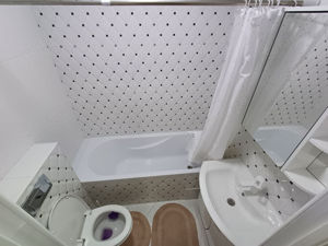 Garsoniera moderna  de inchiriat in zona 13 Septembire! - imagine 3