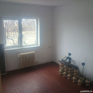 Vând apartament,etaj 1, 90m construiți (68,30utili) - imagine 4