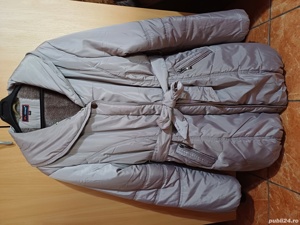 Vand geaca groasa și lunga, de femei, XXL, ca noua.