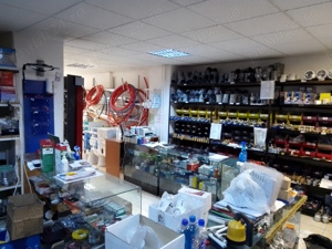 Spatiu comercial amplasat stradal. - imagine 4