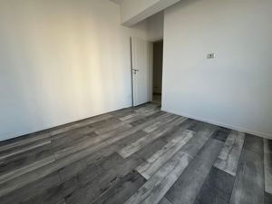 Apartament 3 camere, disponibil imediat, parcare inclusa, Targ Pucheni - imagine 7