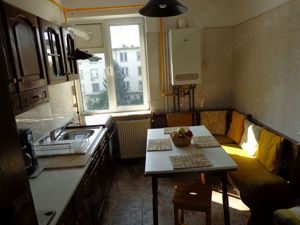 Inchiriez apartament doua camere ultracentral, strada Victoriei - imagine 16