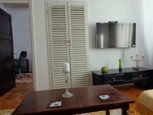 Inchiriez apartament doua camere ultracentral, strada Victoriei - imagine 14