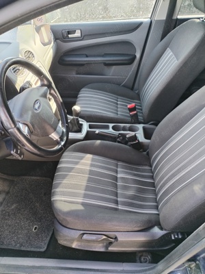 De vânzare Ford focus 2300 euro negociabil - imagine 8