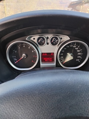 De vânzare Ford focus 2300 euro negociabil - imagine 4