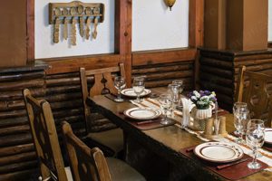 Restaurant Burebista Traditional Angajeaza Bufetier a