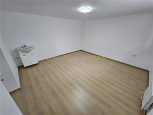 Spatiu birouri zona 13 Decembrie - imagine 10