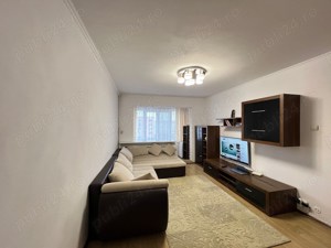 Vand apartament 2 camere - imagine 5