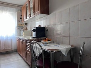 Apartament 2 camere in Deva, zona Maxxa - imagine 10