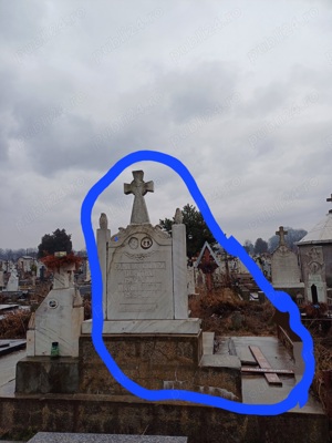 Vand loc de veci Cimitirul Ungureni