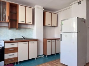 Apartament una camere in Deva, zona Progresului, et 3 - imagine 2