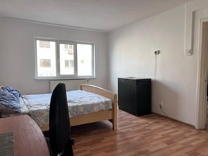 Apartament una camere in Deva, zona Progresului, et 3 - imagine 7