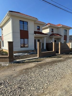 Duplex de vanzare 325 MP despartit prin camera tehnica!Proprietar!Comision 0!Panouri Solare! SAD - imagine 2