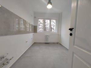 Apartament 2 camere renovat complet - Metrou 1 Decembrie - imagine 5