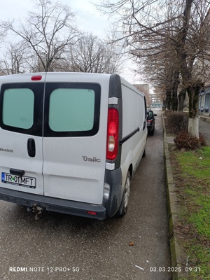 Vând Autoutilitara Renault Trafic 2  - imagine 4 Vând Autoutilitara Renault Trafic 2  - imagine 4