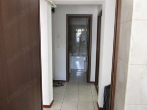 3 camere decomandat, langa POLIMED Targoviste - imagine 9