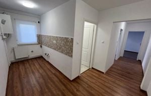 Semicentral - Vanzare apartament 2 camere - Str. Liviu Rebreanu - imagine 4