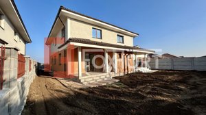 Duplex cu 4 camere de vanzare in Sanandrei - ID V3806