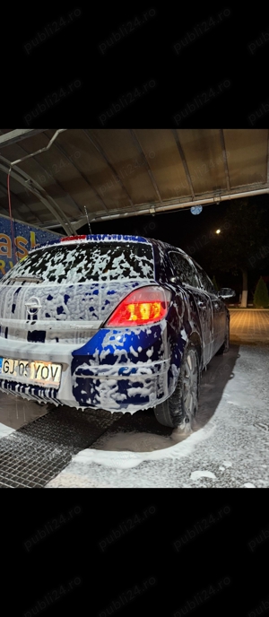 Opel Astra H 1.6 Benzină TwinPort - imagine 4