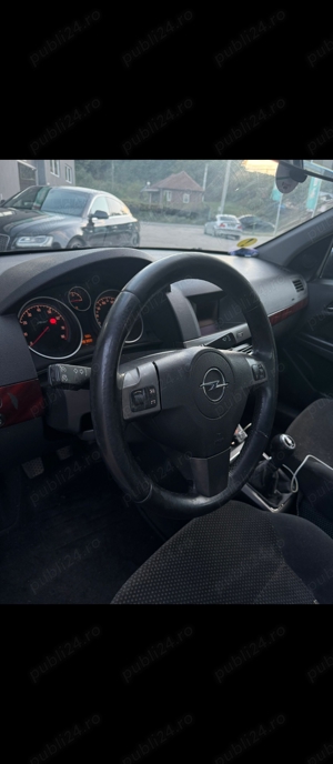 Opel Astra H 1.6 Benzină TwinPort - imagine 9