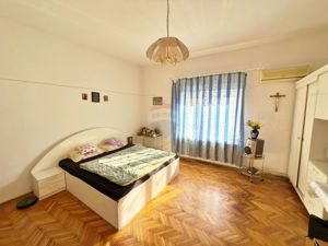 Apartament cu 2 camere de vânzare în zona Ultracentral