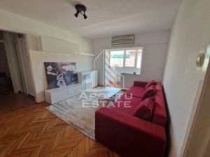 Apartament cu 3 camere in zona Complexului. centrala termica, boxa - imagine 2