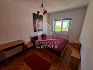 Apartament cu 3 camere in zona Complexului. centrala termica, boxa - imagine 5