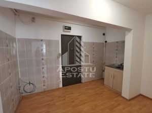 Vand apartament cu 2 camere, semidecomandat, etajul 1, zona Iosefin - imagine 3