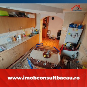 Apartament luminos, cu balcon, zona buna! CE1073 - imagine 5