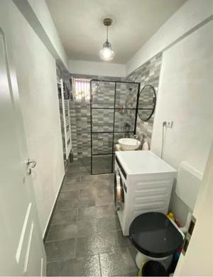 Apartament cu 2 camere, zona UTA Arad,  renovat, 68 mp, mobilat - imagine 7