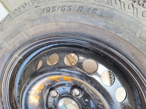 Rezerva. Vw t5.   Janta + anvelopa.  195.  65. R16 C. bacau. 50 euro - imagine 5