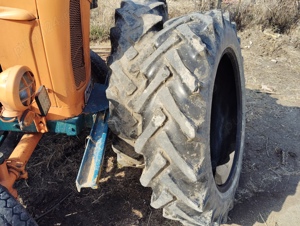 Vând doua cauciucuri de tractor - imagine 2
