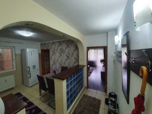 Gorjului,  apartament  2 camere decomandat - imagine 3