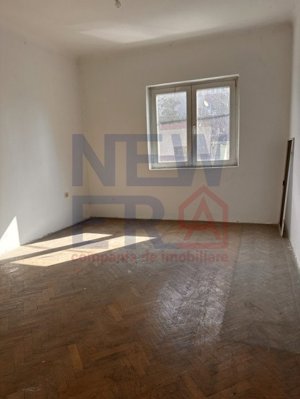 Vanzare apartament cu 3 camere zona Grivita, super potențial - imagine 7