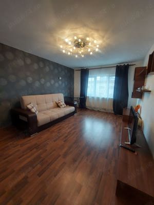 Vanzare apartament 3 camere, zona RAGC - Targoviste - imagine 2