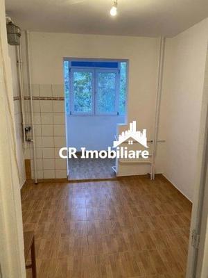 Vanzare apartament 3 camere Teiul Doamnei - imagine 3