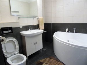 De inchiriat Apartament cu 4 camere, recent renovat, zona IULIUS MALL - imagine 8