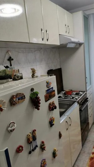  Apartament cu 2 camere, zona Ultracentrala - Marchian, etaj 3 - imagine 8