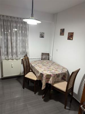 3 Camere, Camera de Comert, Parcare - imagine 9