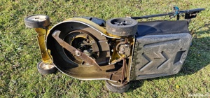 Vand masina de iarba Al-ko  3.5 cai motor 2 timpi cu cos - imagine 4