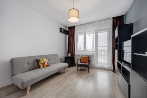 Apartament complet mobilat si utilat - decomandat - loc de parcare suprateran  - imagine 3