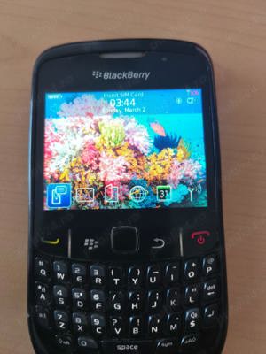 BlackBerry 8520