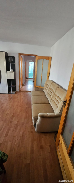 Vand apartament cu 3 camere  - imagine 2