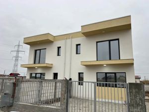 Vila tip duplex moderna, Comuna Berceni, Str. Calugareni, acces rapid Bucuresti - imagine 1