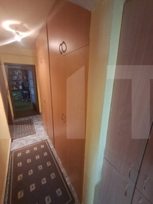 DE VANZARE APARTAMENT CU 3 CAMERE IN ZONA AUREL VLAICU - imagine 1